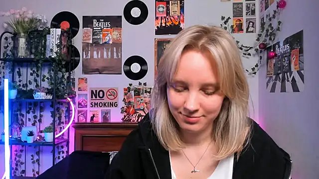AliciaParkerf online show from 03.08.25