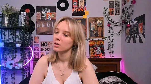 AliciaParkerf online show from 03.13.25