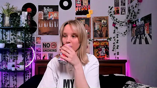 AliciaParkerf online show from 03.15.25