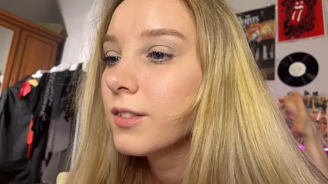 AliciaParkerf online show from 09.10.25