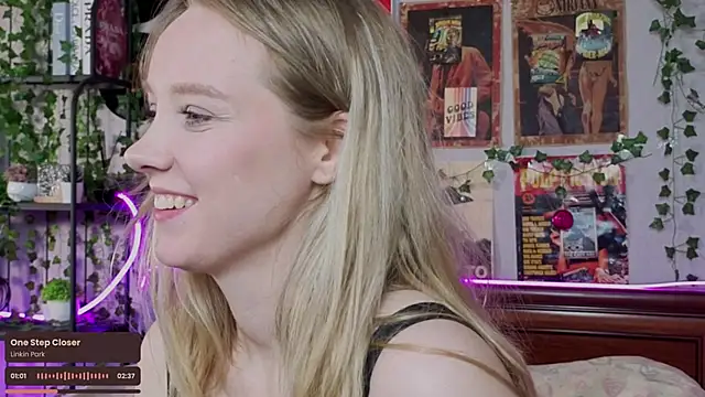 AliciaParkerf online show from 09.20.25
