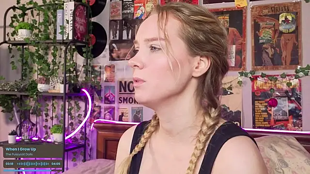 AliciaParkerf online show from 09.21.25