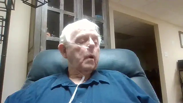 Snapshot of bootlegmanz chatting on 02.04.26 bootlegmanz online show from 02.04.26