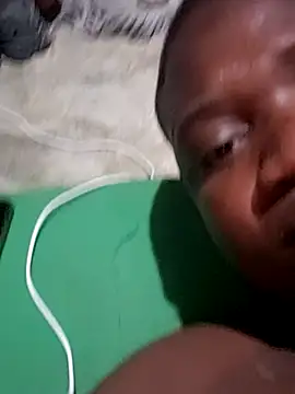 Algenis1232 online show from 10.16.25