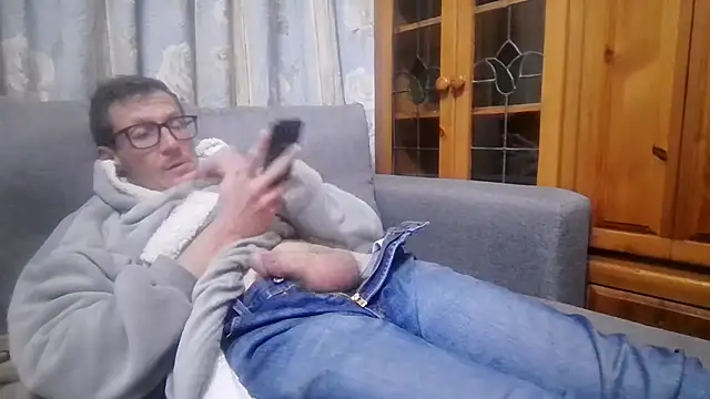 Snapshot of TheSouthernKing chatting on 06.02.26 TheSouthernKing online show from 06.02.26