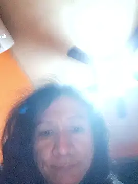 Snapshot of miicheele32 chatting on 10.07.25 miicheele32 online show from 10.07.25