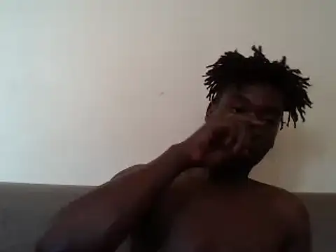 Snapshot of SmallGoodNutts chatting on 02.07.25 SmallGoodNutts online show from 02.07.25