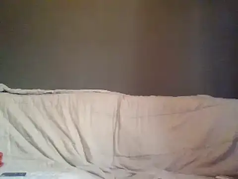 Snapshot of SmallGoodNutts chatting on 02.08.25 SmallGoodNutts online show from 02.08.25