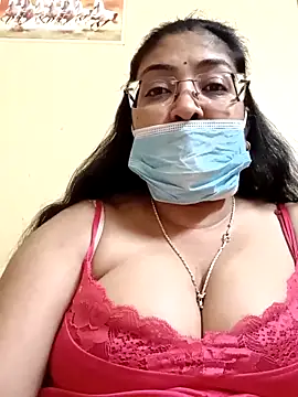 LAVERNIYA  online show from 02.27.25