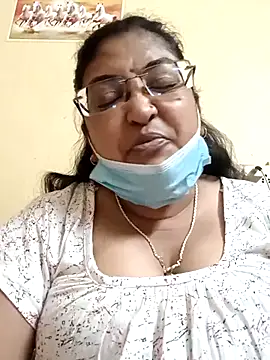 LAVERNIYA  online show from 02.28.25