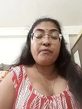 LAVERNIYA  online show from 11.12.25