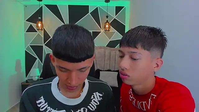 Snapshot of Juan_Nd_Steven chatting on 11.08.25 Juan Nd Steven online show from 11.08.25