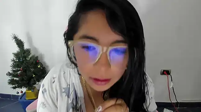  Angelinaandrade  online show from 01.06.25
