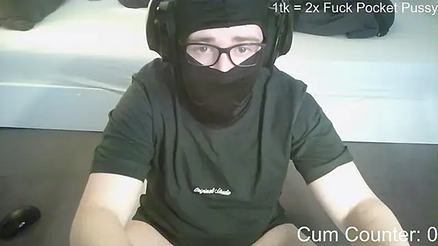 HornyTeenBoy64 online show from 03.18.26