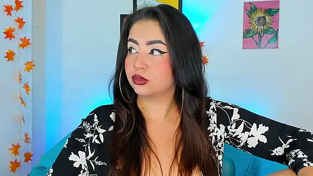 Snapshot of LiahDiaz chatting on 02.15.25 LiahDiaz online show from 02.15.25