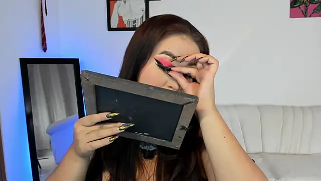 Snapshot of LiahDiaz chatting on 02.19.26 LiahDiaz online show from 02.19.26