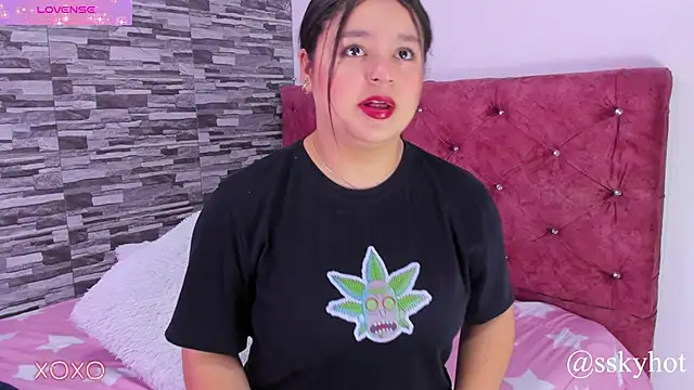 skyhotgirll online show from 01.11.25