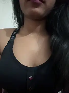 Snapshot of Hot_Goldengirl chatting on 03.28.26 Hot Goldengirl online show from 03.28.26