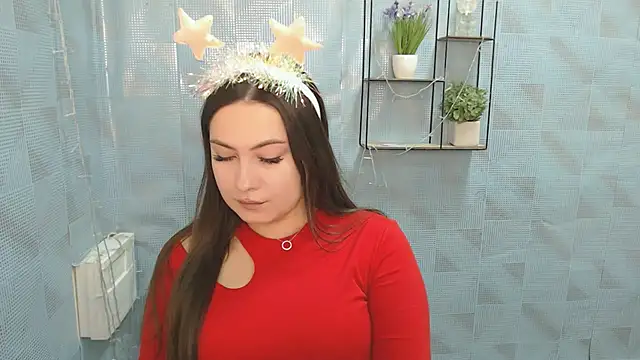 EmiliaTemi  online show from 12.06.24