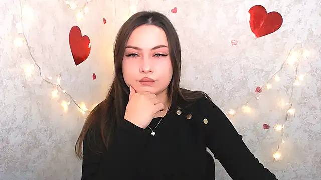 EmiliaTemi  online show from 02.25.25