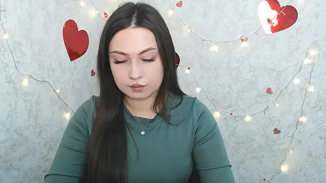 EmiliaTemi  online show from 03.17.25