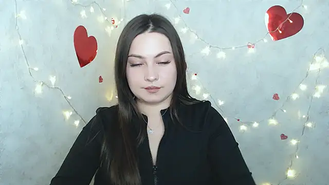 EmiliaTemi  online show from 03.18.25