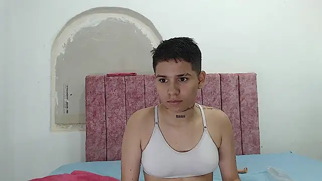 cami hots online show from 02.28.25