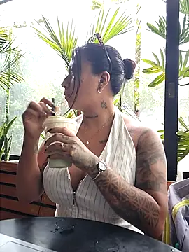 luisa16xxx online show from 04.18.26