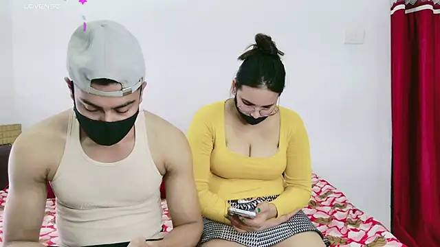 Snapshot of RupaliDixit chatting on 11.14.25 RupaliDixit online show from 11.14.25