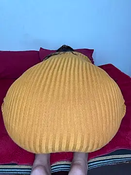 Snapshot of RupaliDixit chatting on 02.25.26 RupaliDixit online show from 02.25.26