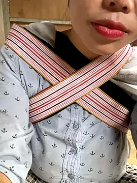 Snapshot of Laura8910 chatting on 10.29.25 Laura8910 online show from 10.29.25