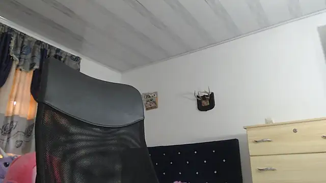 sweet cutetras22 online show from 01.28.25