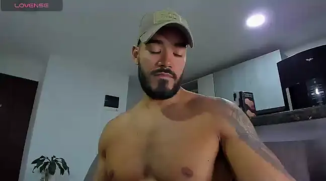 Alexander Martines online show from 02.02.25