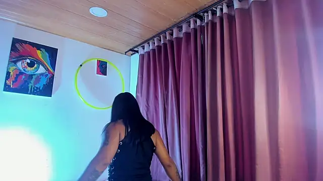 nicole volkov online show from 01.15.25