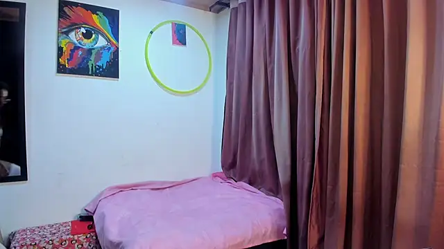 nicole volkov online show from 01.28.25