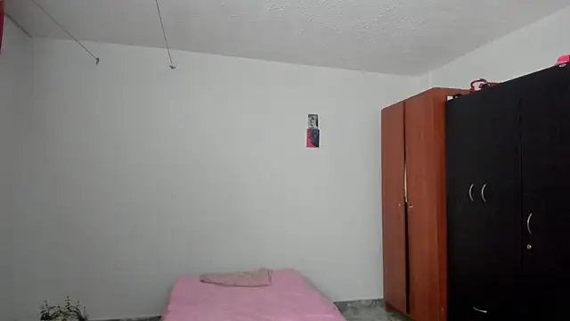 nicole volkov online show from 03.14.25