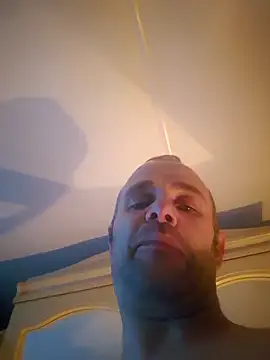 Snapshot of Dorset8360 chatting on 12.19.24 Dorset8360 online show from 12.19.24