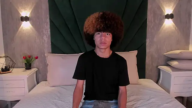 Snapshot of Alexiis_Etereo chatting on 02.05.26 Alexiis Etereo online show from 02.05.26