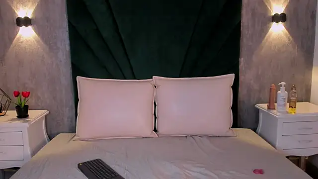 Snapshot of Alexiis_Etereo chatting on 02.18.26 Alexiis Etereo online show from 02.18.26