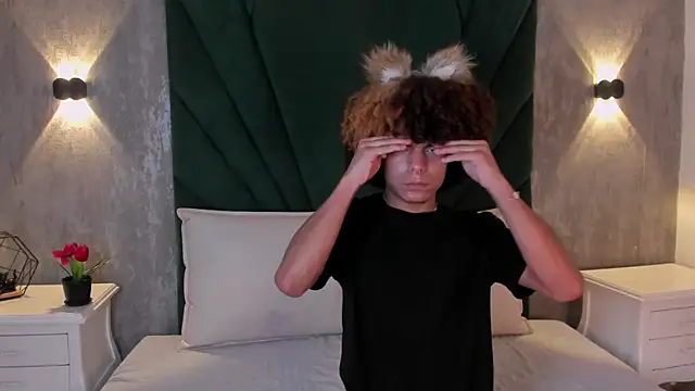 Snapshot of Alexiis_Etereo chatting on 03.02.26 Alexiis Etereo online show from 03.02.26