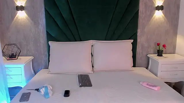 Alexiis Etereo online show from 03.25.26