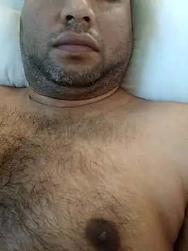 Snapshot of dilshanlove chatting on 10.24.25 dilshanlove online show from 10.24.25