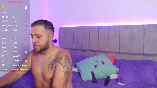 ryanandpamela  online show from 02.25.25