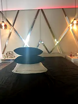 MarielQueenx online show from 10.02.25