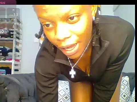 Petite 254 online show from 02.03.25