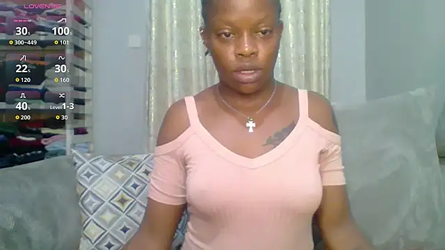 Petite 254 online show from 09.17.25
