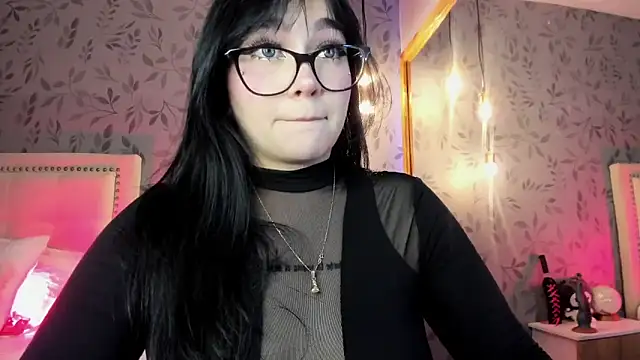 DanielaRuizz online show from 03.20.25