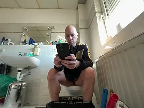 Snapshot of Germankink chatting on 01.11.25 Germankink online show from 01.11.25