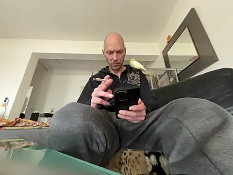 Snapshot of Germankink chatting on 02.25.25 Germankink online show from 02.25.25
