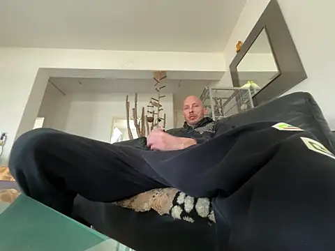 Snapshot of Germankink chatting on 03.15.25 Germankink online show from 03.15.25